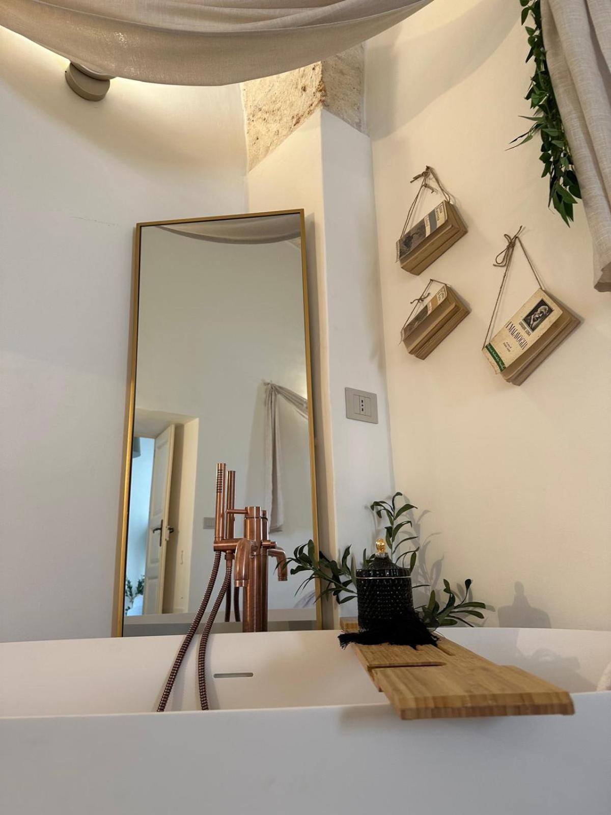 אוסטוני Suite Sami Charming Home מראה חיצוני תמונה